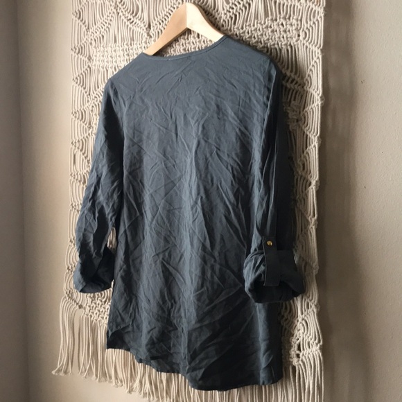 Hype zip up top sz S with roll sleeves - Picture 5 of 5